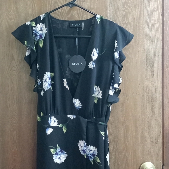 NWT Storia Wrap Dress - Picture 3 of 10